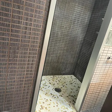 Duplex Amb Terrassa Al Centre De Apartmán